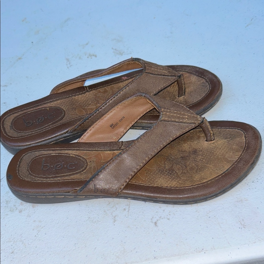 b.o.c. Tan Men's Flip-Flops